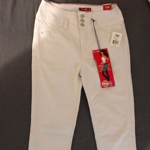 White YMI skinny Jeans Size 11